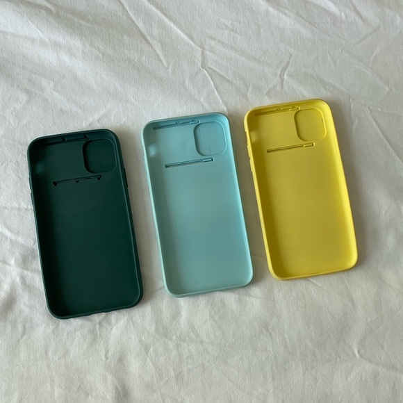 Free w purchase Bundle of I phone 11 cases with camera protect - Picture 10 of 11